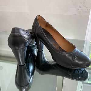 Blondo Comfortable by Blondo Leather Pumps Chunky Heel size 8 Black